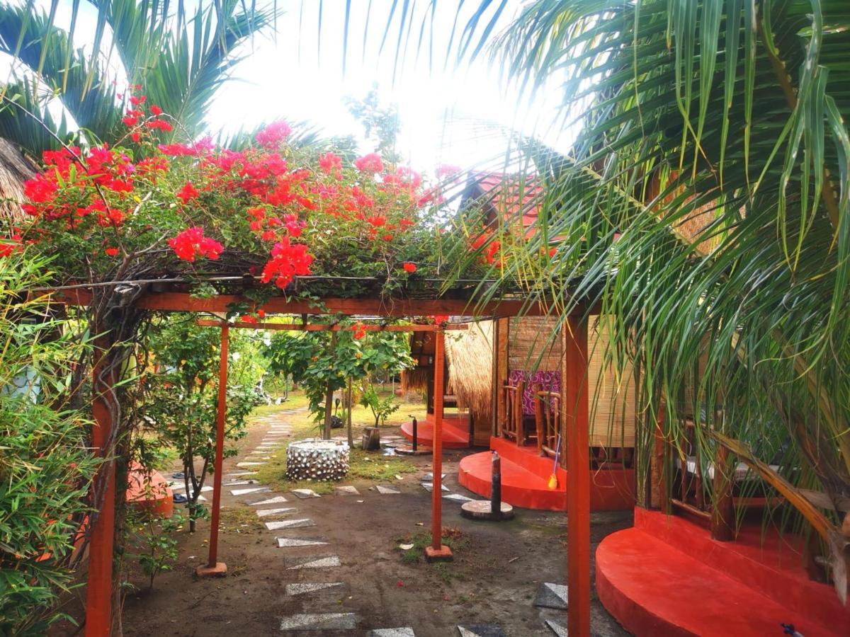 Kampung Meno Bungalows Ilhas Gili Exterior foto