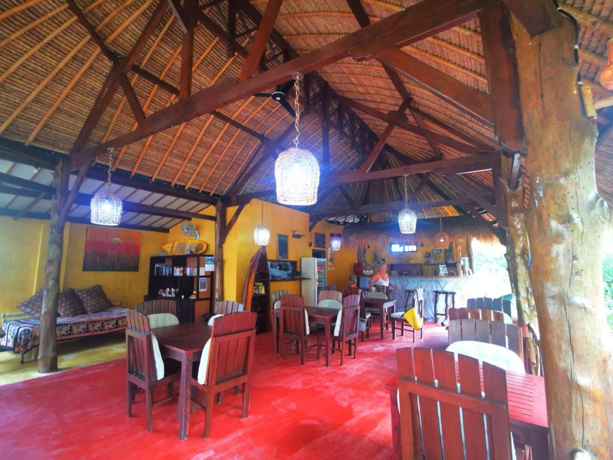 Kampung Meno Bungalows Ilhas Gili Exterior foto