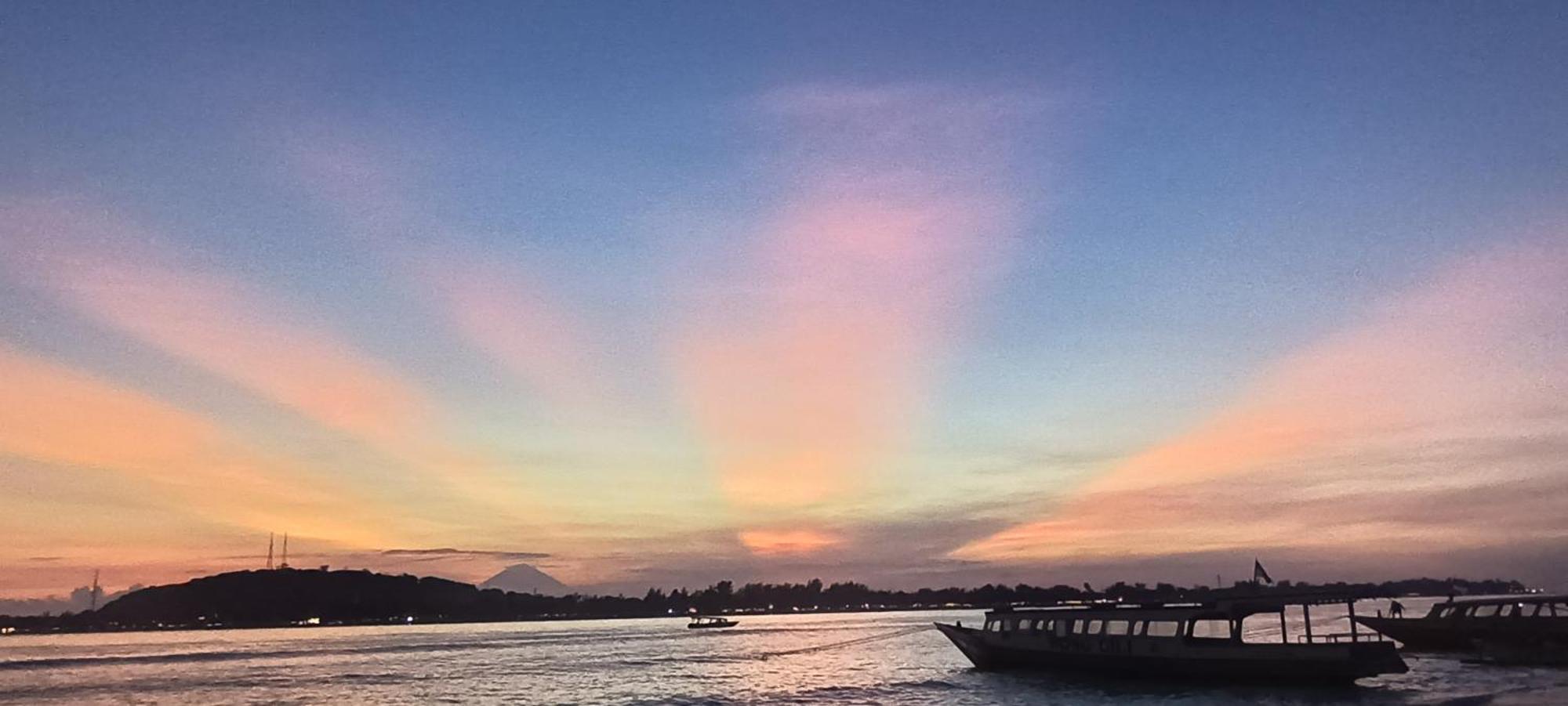 Kampung Meno Bungalows Ilhas Gili Exterior foto